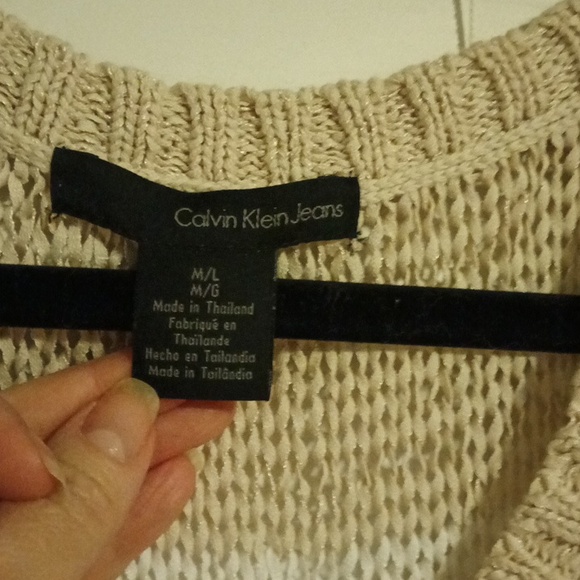 Calvin Klein sweater - Picture 2 of 4